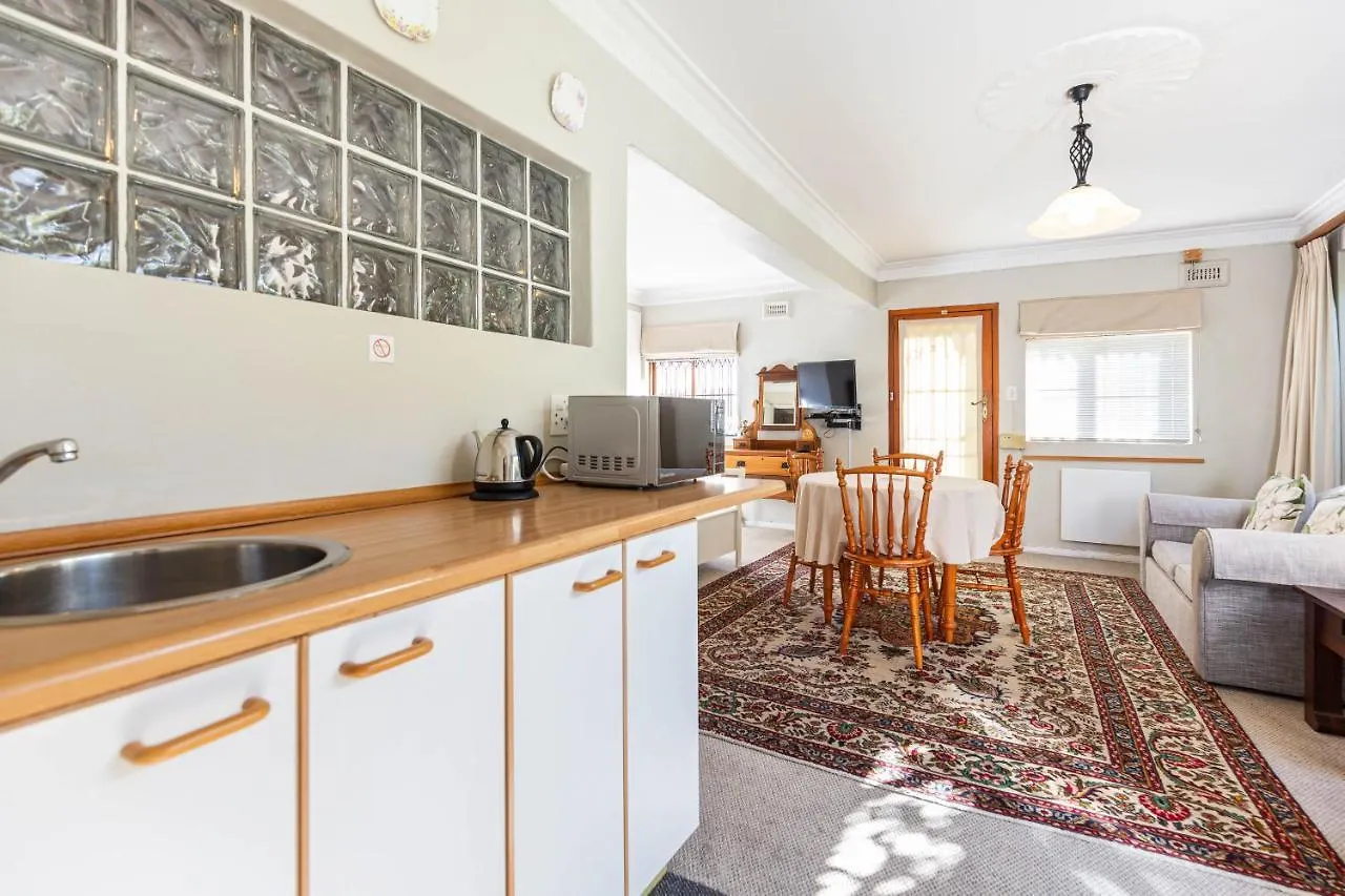 Applegarth B&B And Self-Catering Studios Κέιπ Τάουν Bed and Breakfast