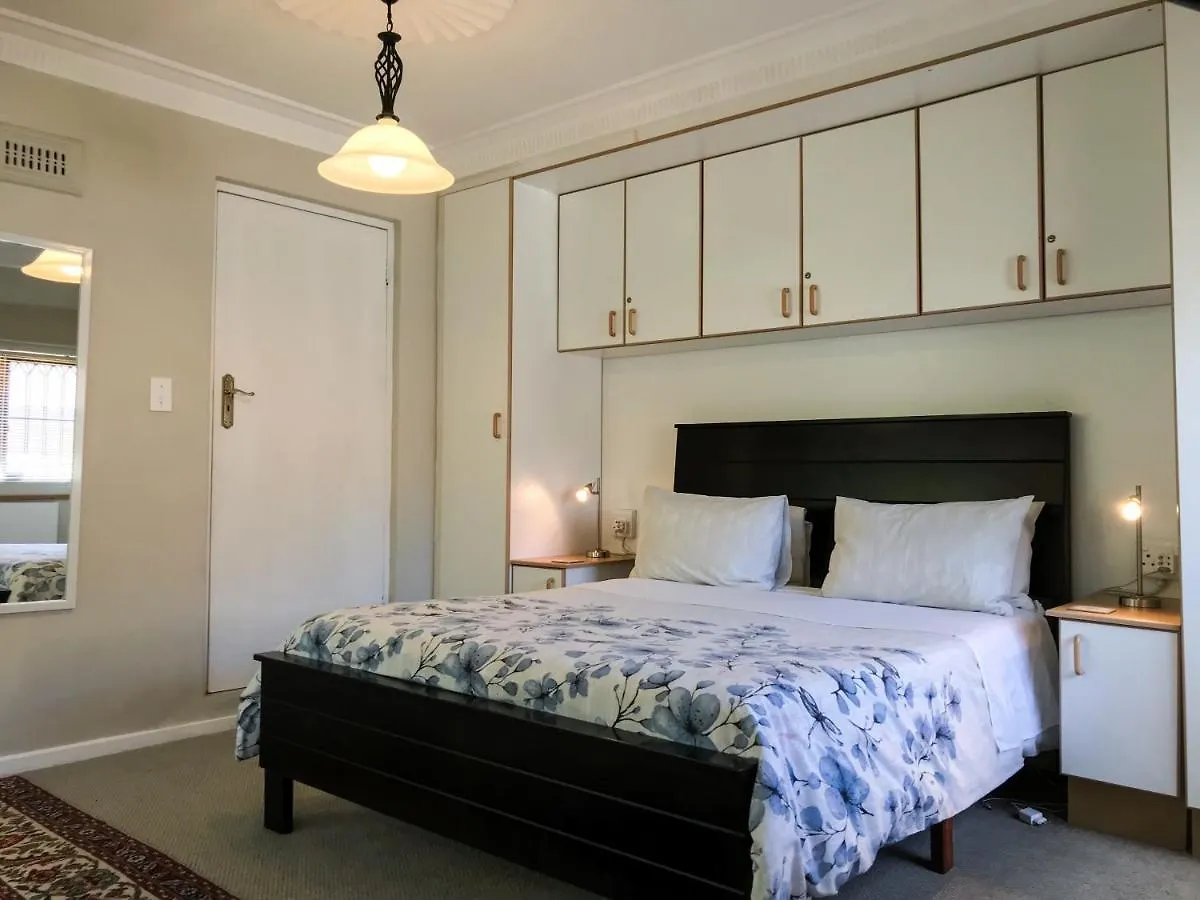 Bed & Breakfast Applegarth B&B And Self-Catering Studios Cape Town